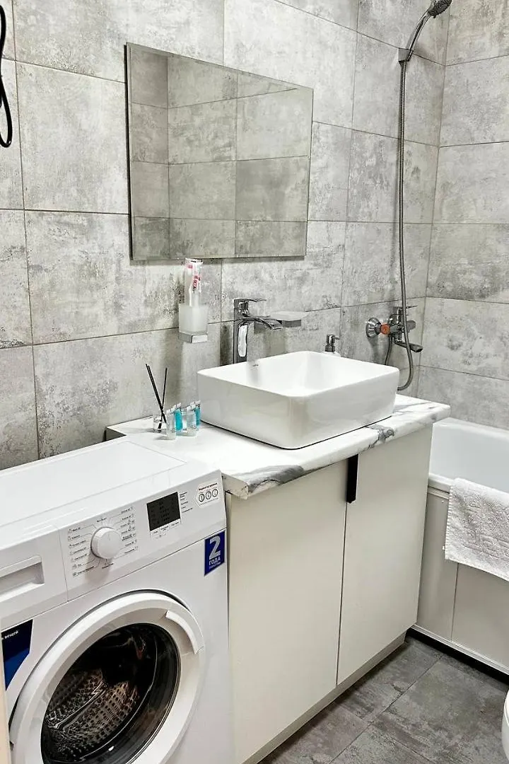 Appartement Назарбаева 28А Корпус 15 à Almaty 0*,